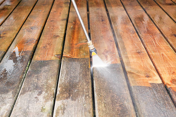 Post-Construction Pressure Washing in Country Clu, CA